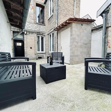 Chavalliaud 10 Cosy A 2 Pas Du Centre * Remeš